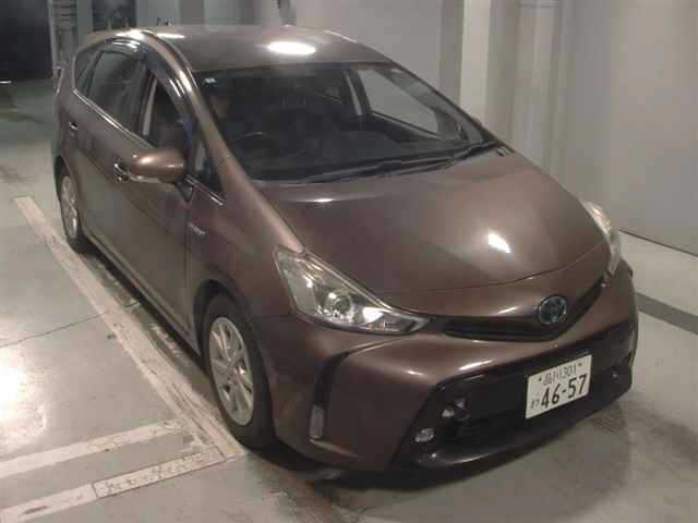 TOYOTA PRIUS — фото