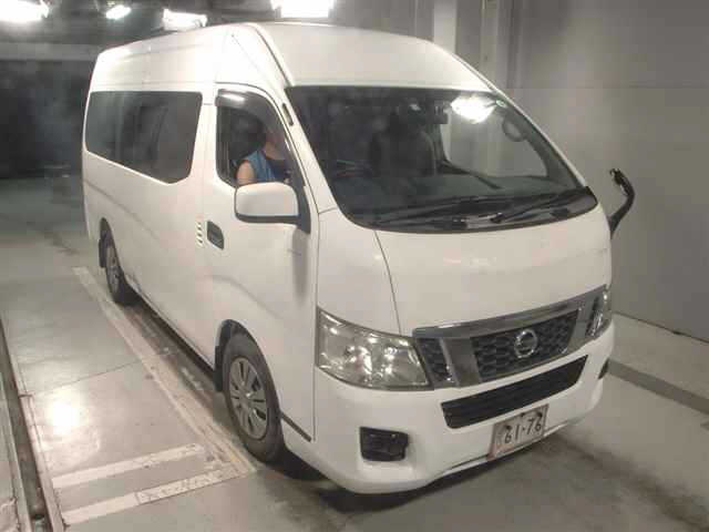 NISSAN CARAVAN — фото