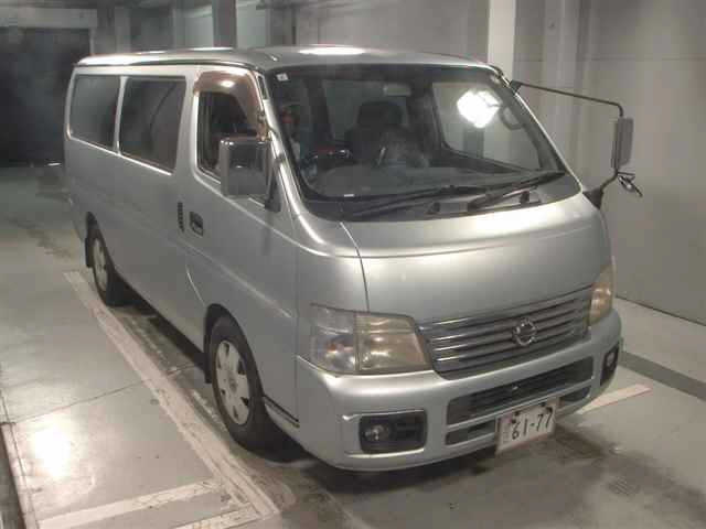 NISSAN CARAVAN — фото