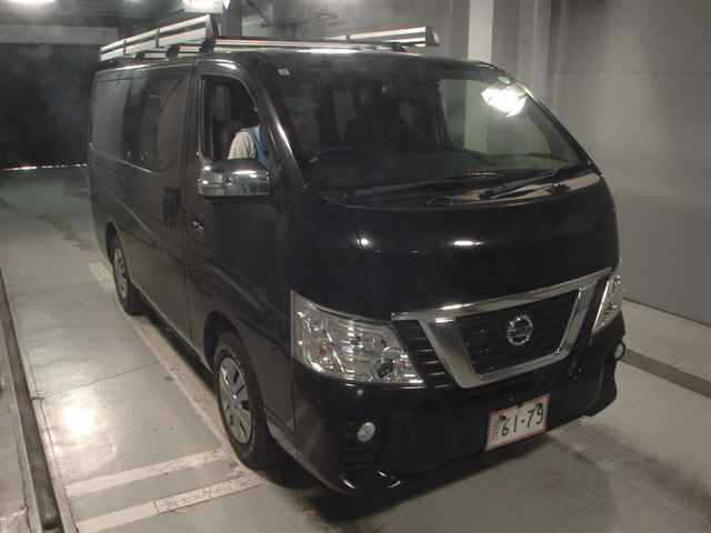 NISSAN CARAVAN — фото
