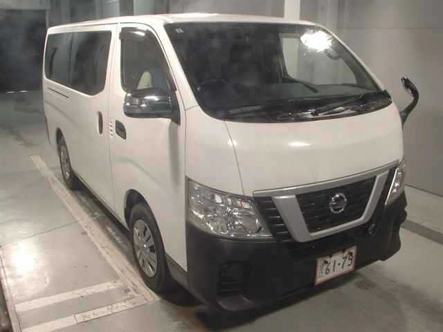 NISSAN CARAVAN — фото
