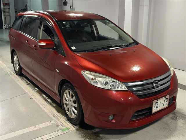 NISSAN LAFESTA — фото