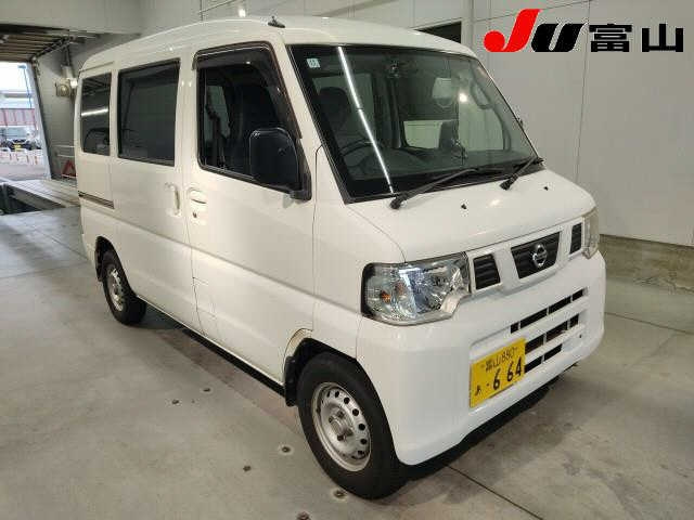 NISSAN CLIPPER — фото