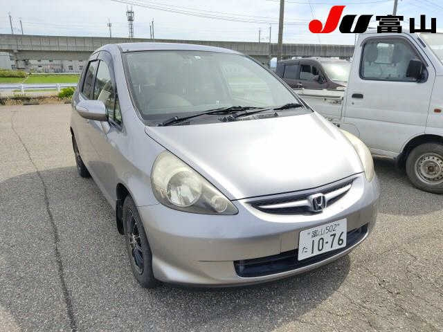 HONDA FIT — фото