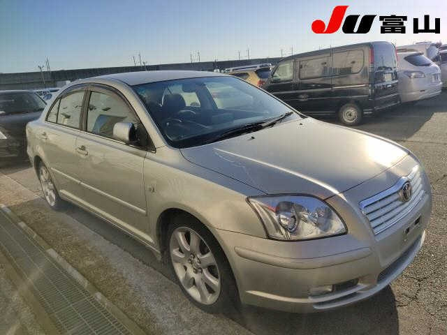 TOYOTA AVENSIS SEDAN