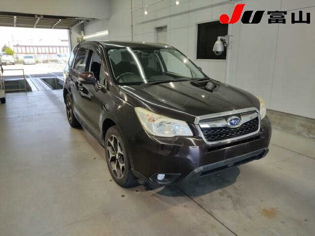 SUBARU FORESTER — фото