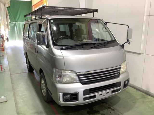 NISSAN CARAVAN — фото