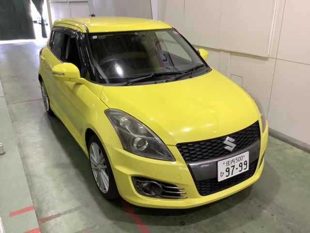 SUZUKI SWIFT — фото