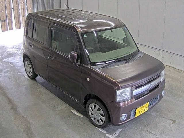 DAIHATSU MOVE — фото