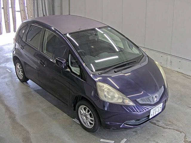 HONDA FIT — фото