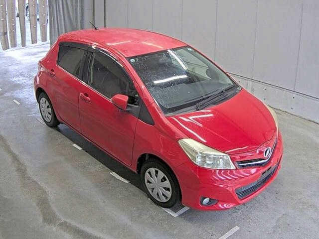 TOYOTA VITZ