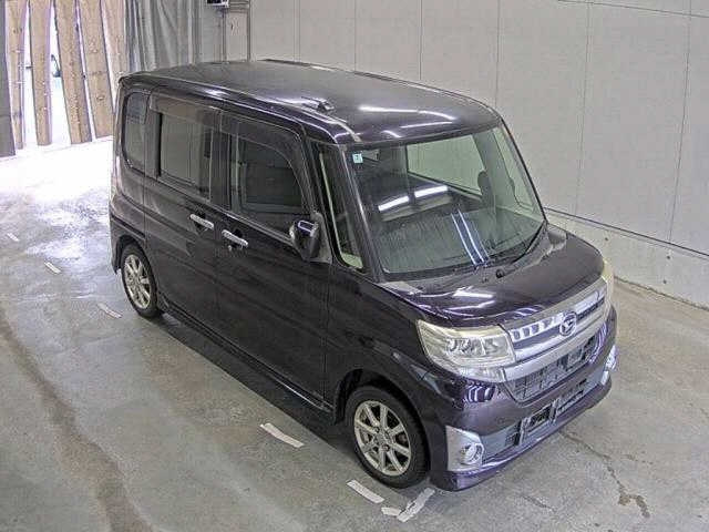 DAIHATSU TANTO — фото