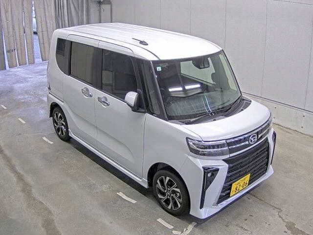 DAIHATSU TANTO — фото