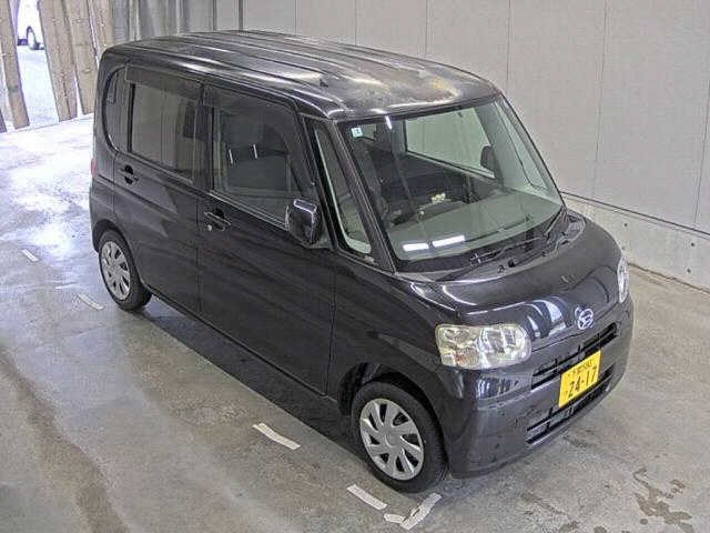 DAIHATSU TANTO — фото
