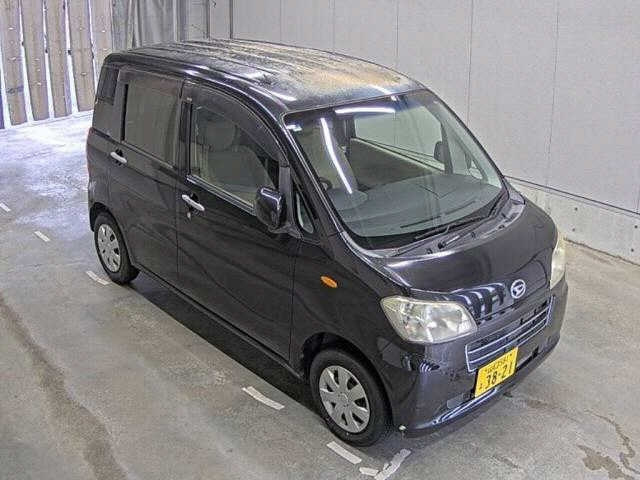 DAIHATSU TANTO — фото