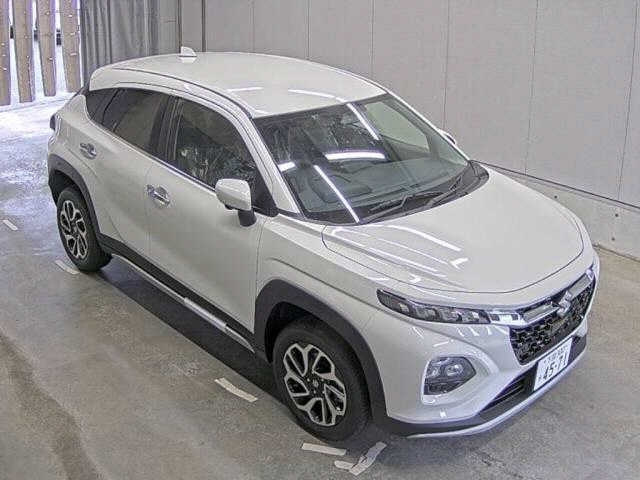 SUZUKI FRONX — фото