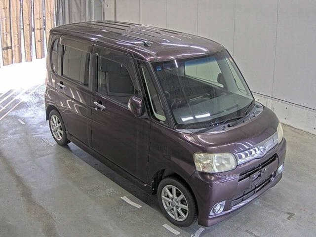 DAIHATSU TANTO — фото