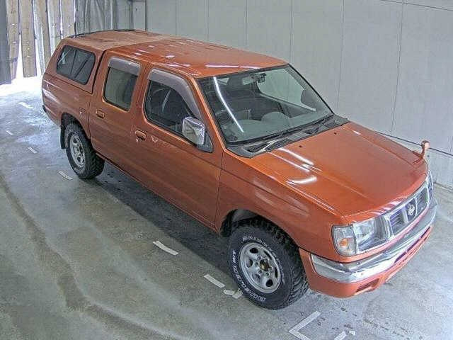 NISSAN DATSUN PICKUP