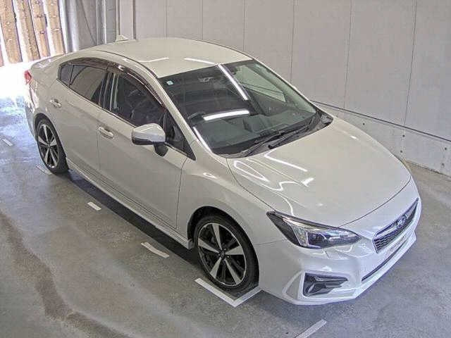 SUBARU IMPREZA — фото