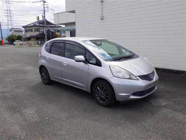 HONDA FIT — фото