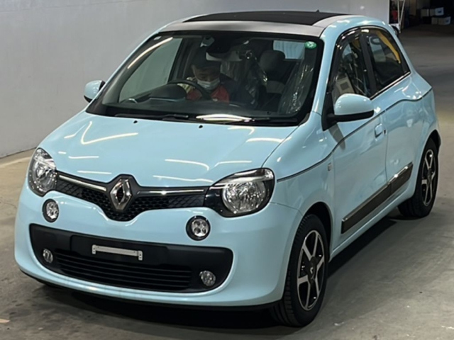 RENAULT TWINGO — фото