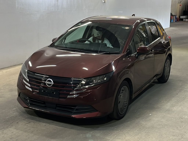 NISSAN NOTE — фото