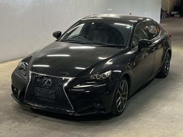 LEXUS IS — фото