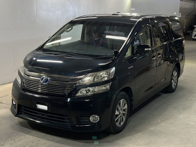 TOYOTA VELLFIRE — фото