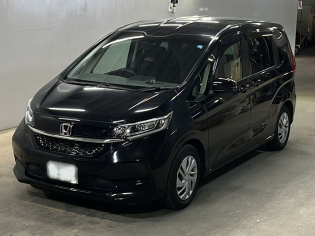 HONDA FREED — фото