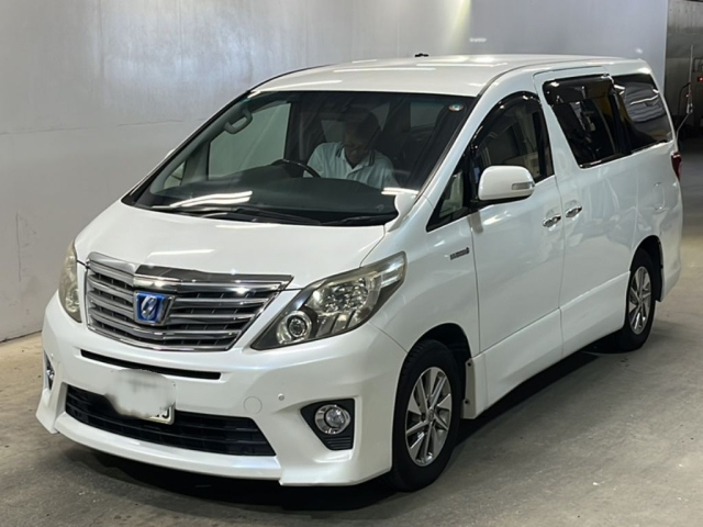 TOYOTA ALPHARD — фото