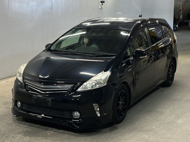 TOYOTA PRIUS — фото