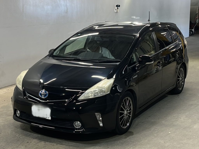 TOYOTA PRIUS — фото
