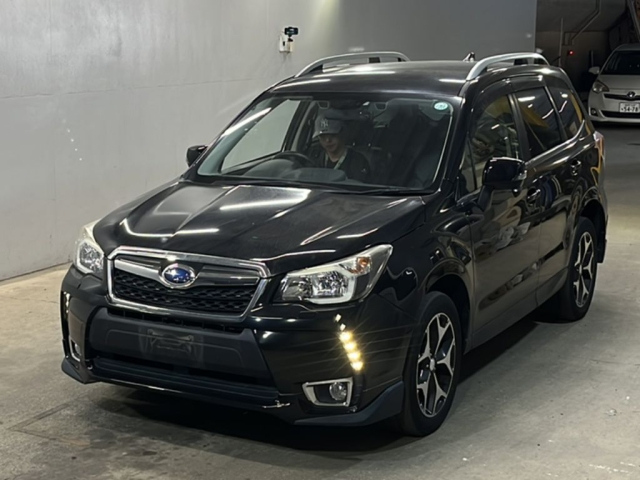 SUBARU FORESTER — фото