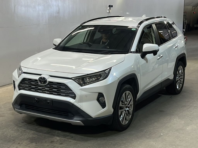 TOYOTA RAV4 — фото