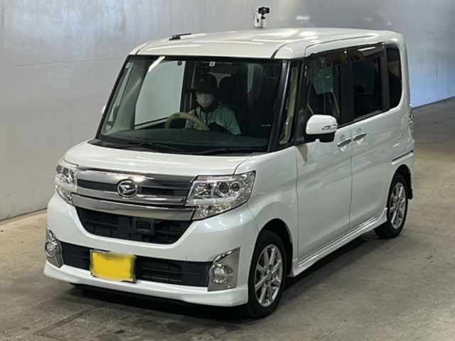 DAIHATSU TANTO — фото