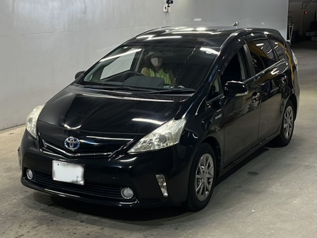 TOYOTA PRIUS — фото