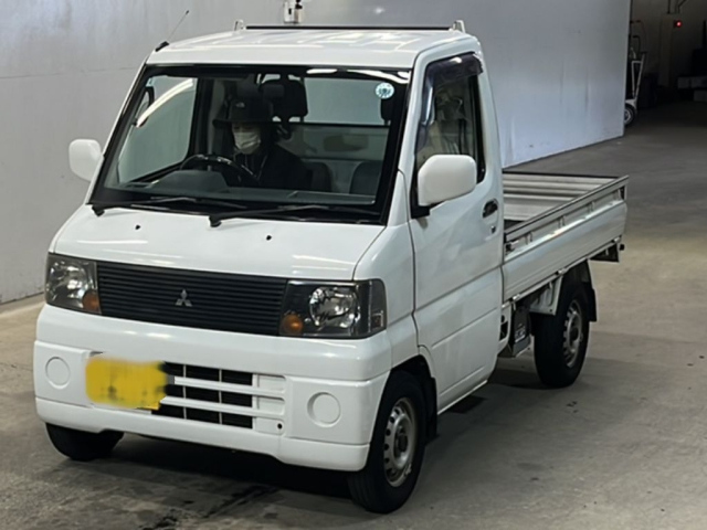 MITSUBISHI MINICAB — фото
