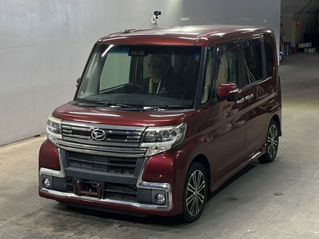 DAIHATSU TANTO — фото