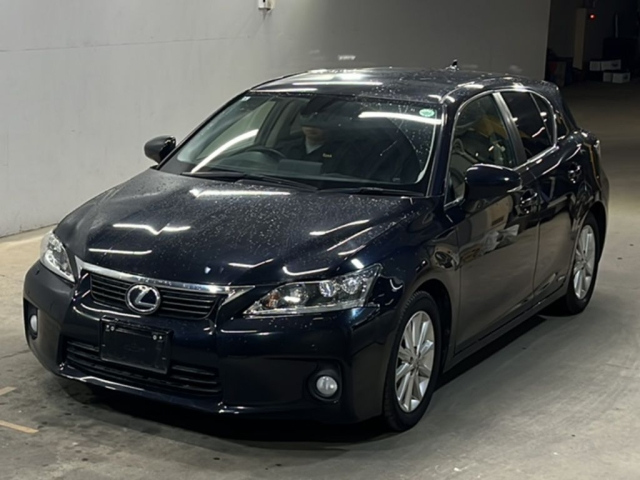 LEXUS CT — фото