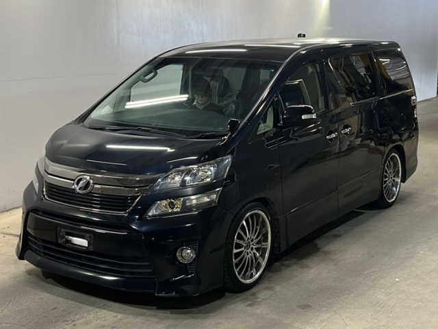 TOYOTA VELLFIRE — фото