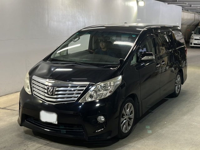 TOYOTA ALPHARD — фото