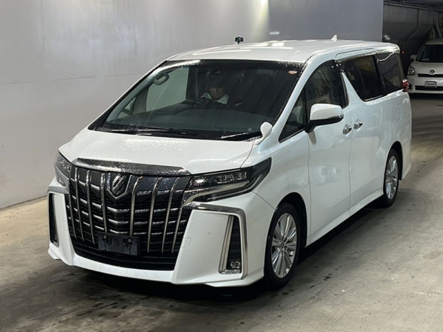 TOYOTA ALPHARD — фото