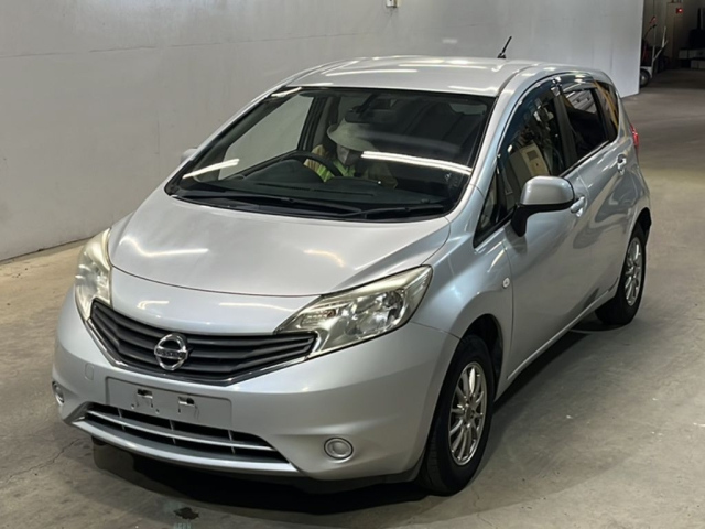 NISSAN NOTE — фото