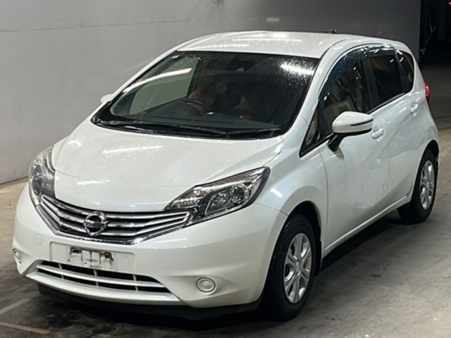 NISSAN NOTE — фото
