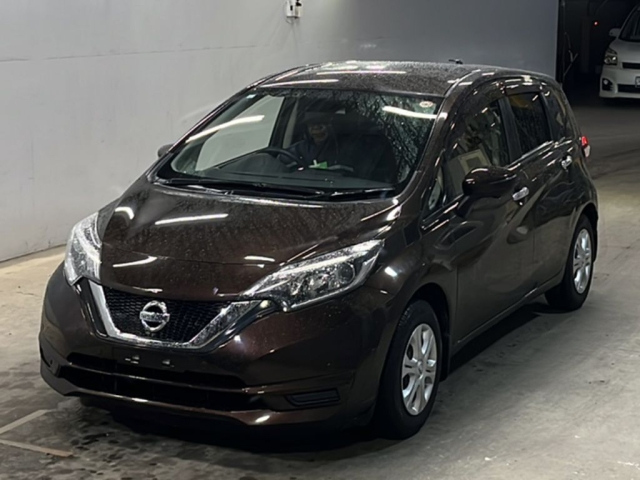 NISSAN NOTE — фото