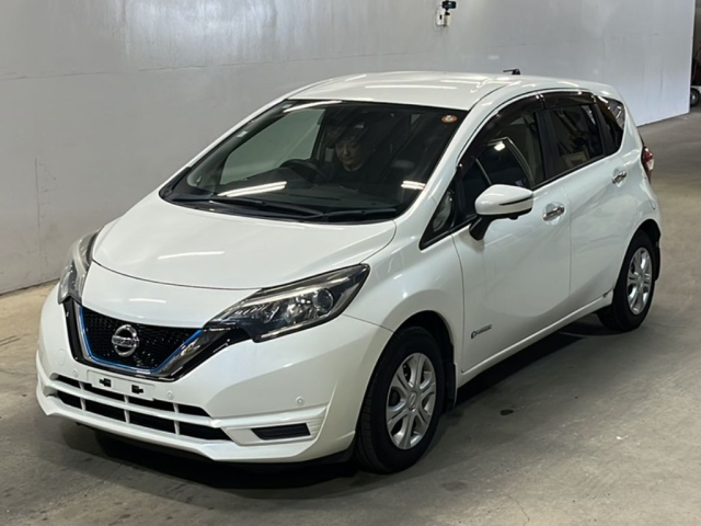 NISSAN NOTE — фото