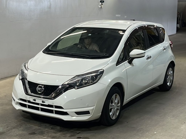 NISSAN NOTE — фото
