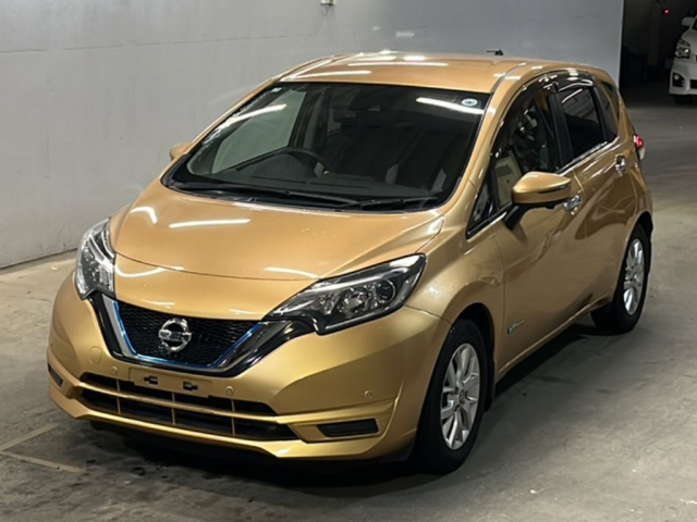 NISSAN NOTE — фото