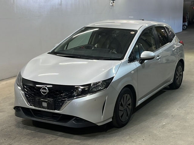 NISSAN NOTE — фото