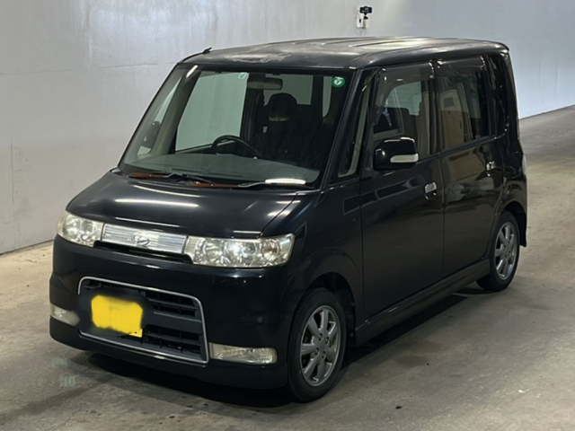 DAIHATSU TANTO — фото